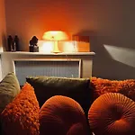 70S Style Studio 3 Or 4P With Balcony Near Champs-Elysees